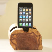 Natural Wood iPhone/iPod/iPad Docking Station Natural Wood iPhone/iPod/iPad Docking Station by WoodTec
